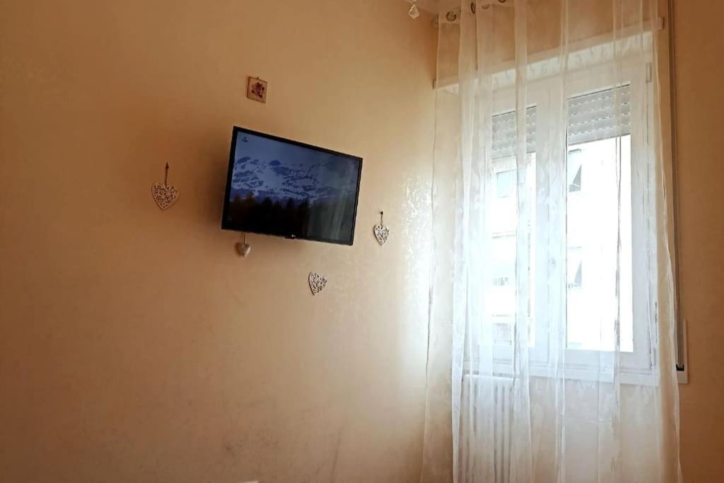 Apartamento Cinecitta - 50 Meters From Subway Line A Roma
